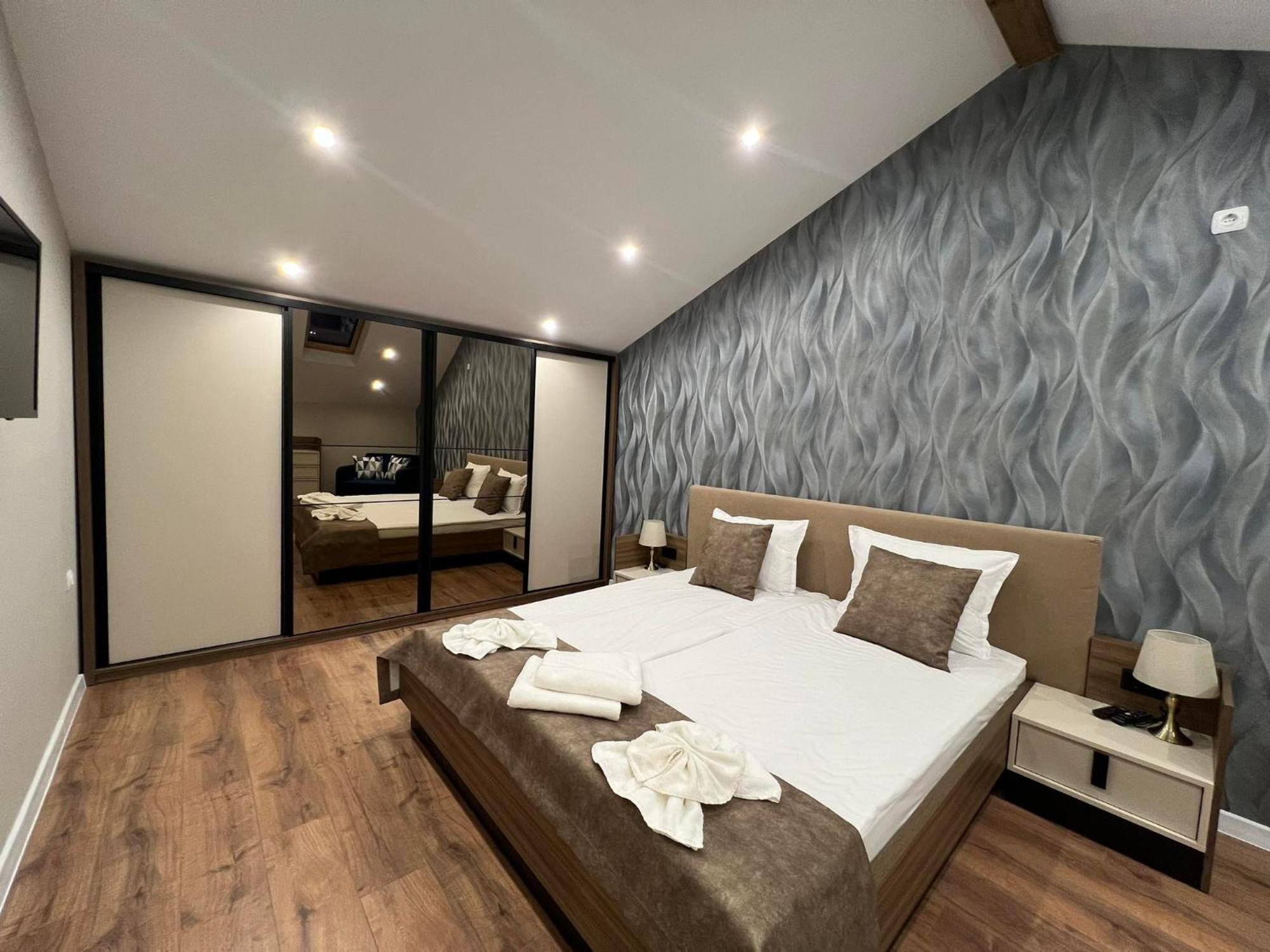 Хотел Vip Apart House Plevna Exterior foto
