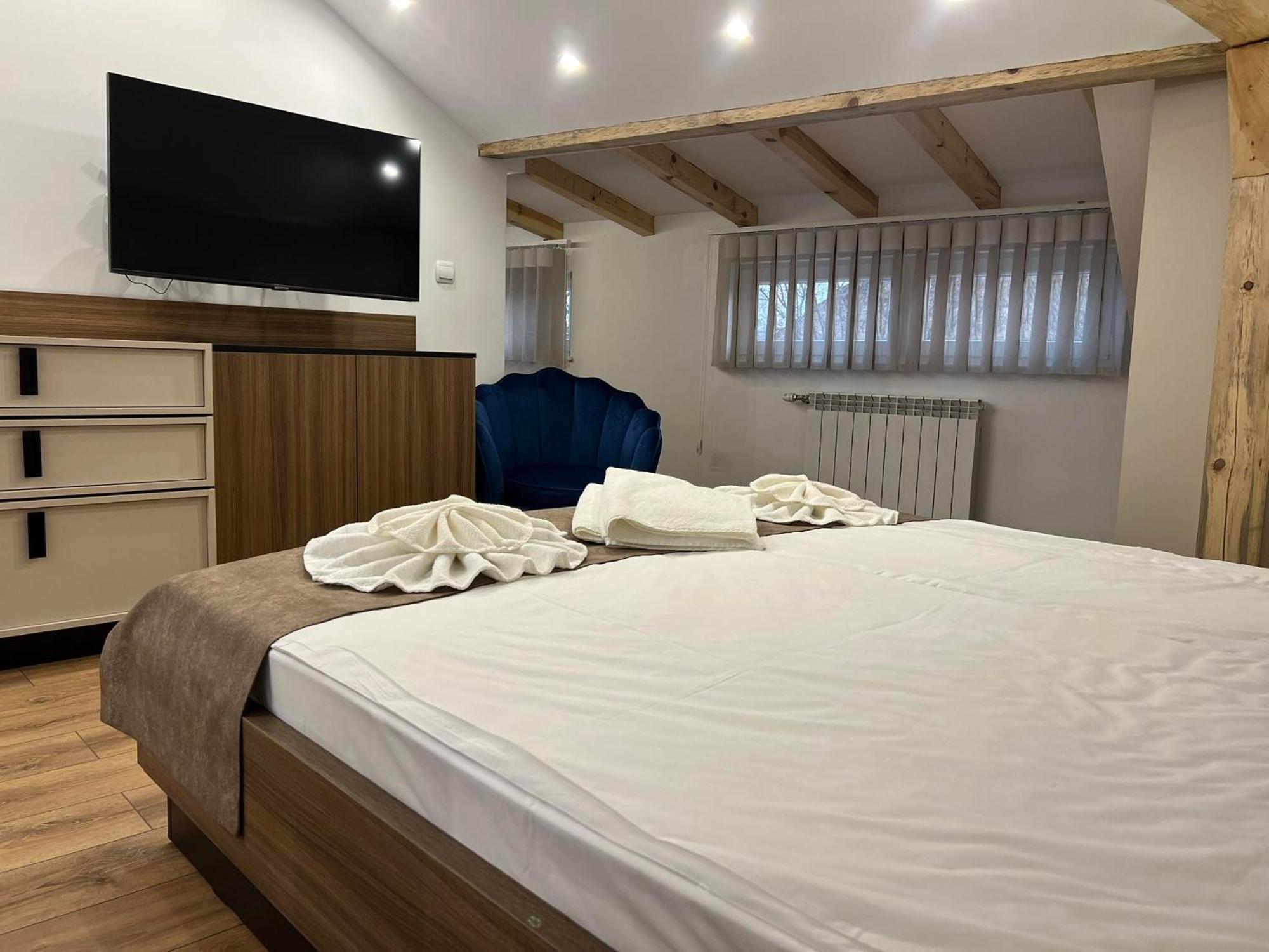 Хотел Vip Apart House Plevna Exterior foto