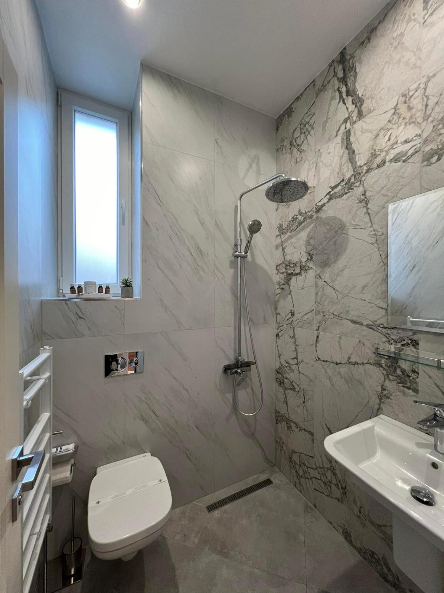 Хотел Vip Apart House Plevna Exterior foto